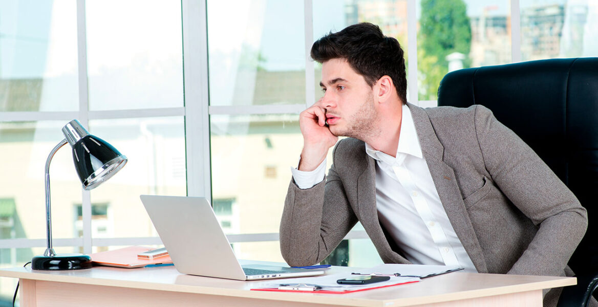 ¿Pasas mucho tiempo sentado en tu trabajo? Esto te podría interesar